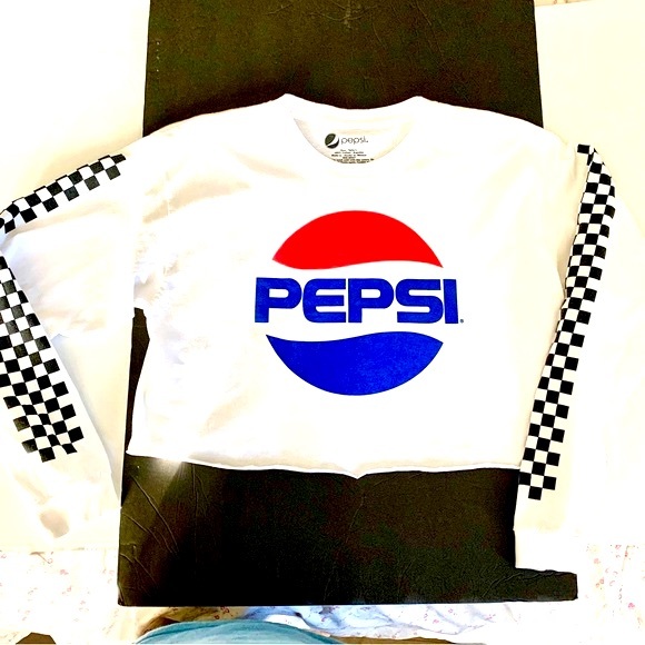 Pepsi crop top with racetrack checkerboard siding on arms. Size L - Picture 1 of 11
